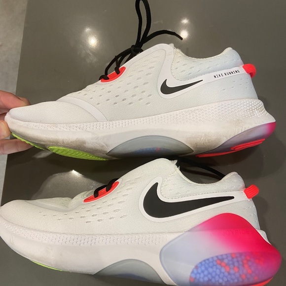 Nike joyride dual run shoes. - Picture 4 of 5